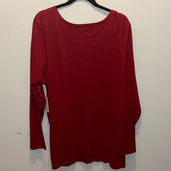 Croft and Barrow Women's Festive Red Long Sleeve Top - Picture 6 of 6